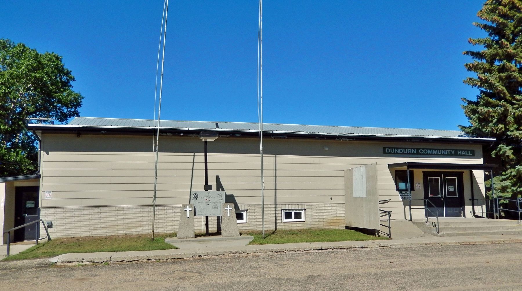 Dundurn Community Hall image. Click for full size.