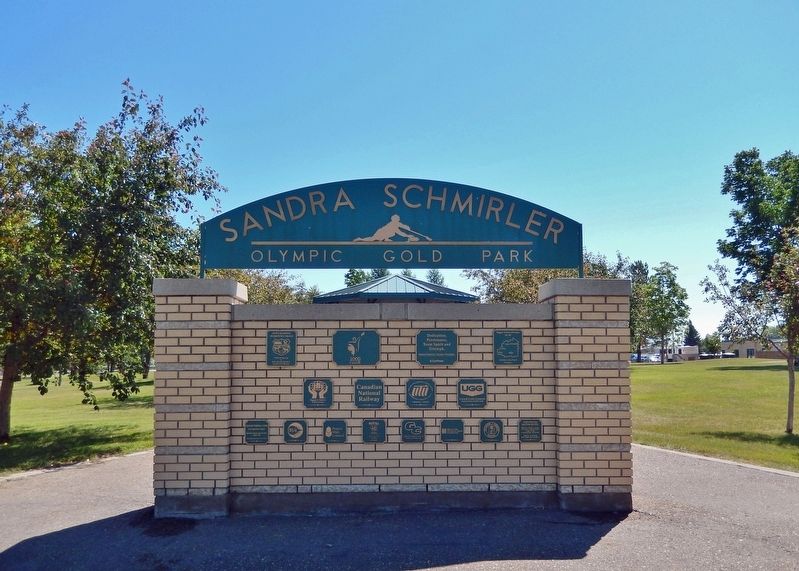 Sandra Schmirler Olympic Gold Park (<i>north entrance</i>) image. Click for full size.