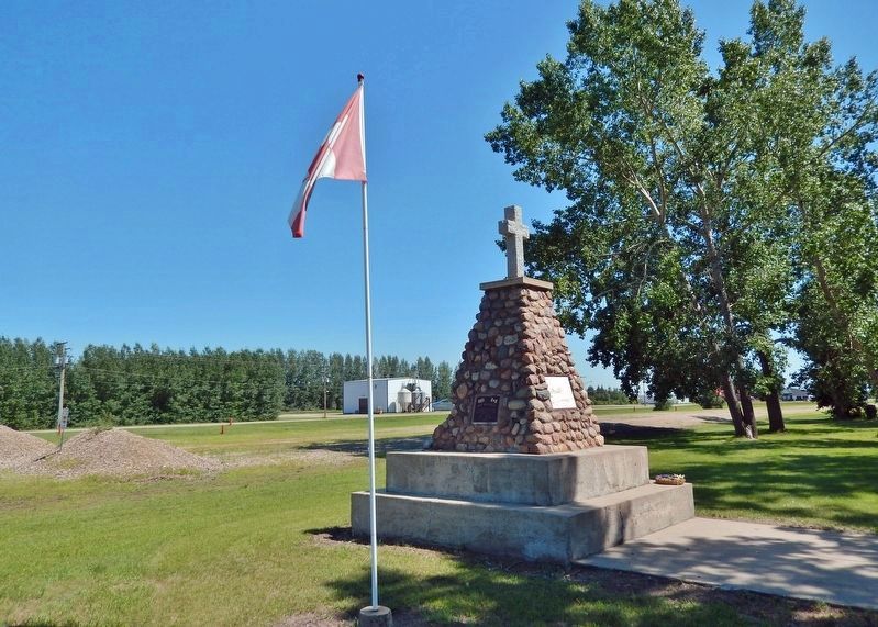 Lest We Forget Memorial (<i>northwest elevation</i>). Click for full size. Lest We Forget Memorial (<i>northwest elevation</i>) image. Click for full size.