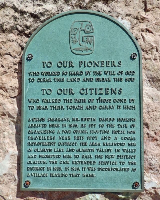 To Our Pioneers � To Our Citizens Marker image. Click for full size.