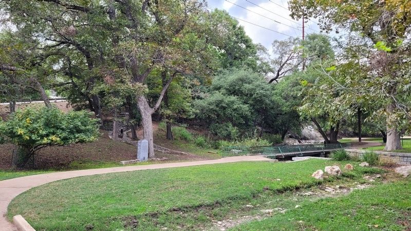 The general view of the marker in Landa Park. Click for full size. The general view of the marker in Landa Park image. Click for full size.