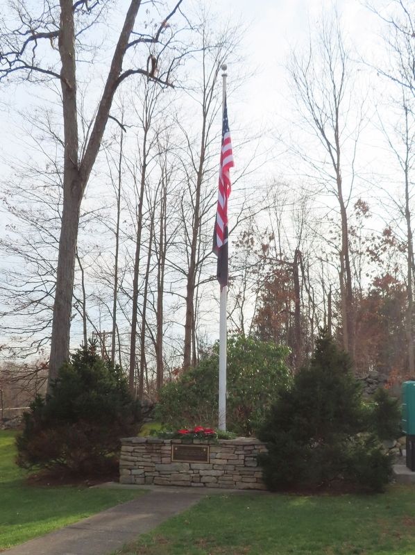 Putnam Valley Veterans Monument. Click for full size. Putnam Valley Veterans Monument image. Click for full size.