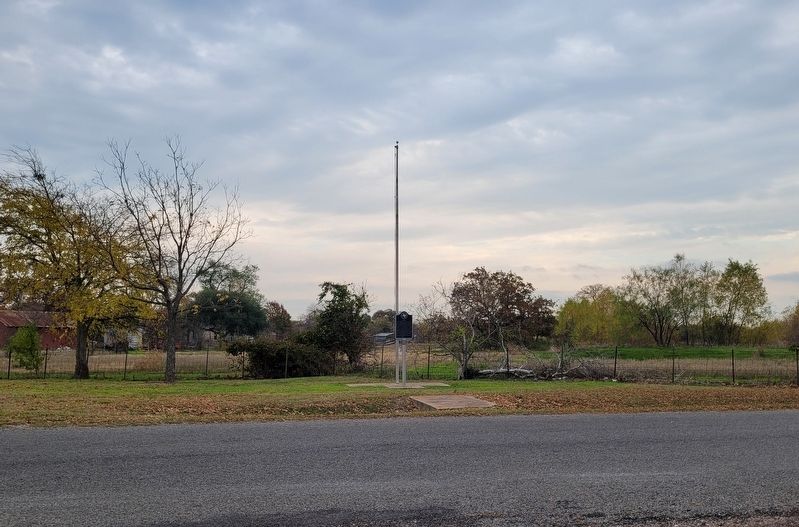 The view of the Ross Marker from across the street image. Click for full size.