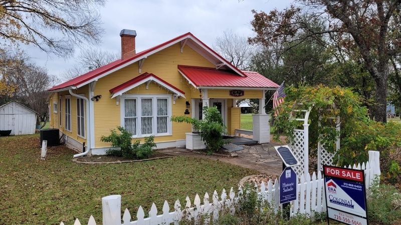 The Hutchens House and Marker image. Click for full size.