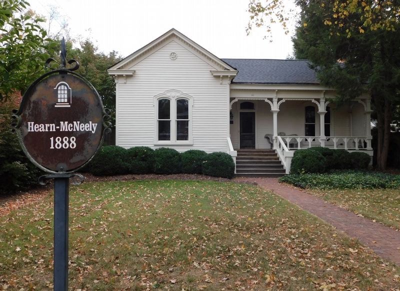 Hearn-McNeely House and Marker image. Click for full size.