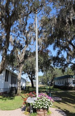 Montverde Veterans Memorial Flag Pole Marker image. Click for full size.