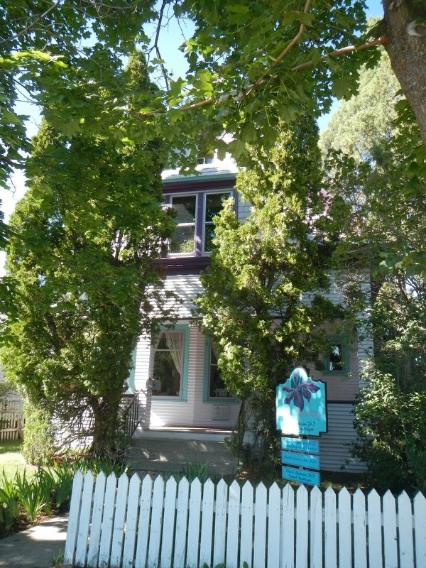 128 South Sixth Street and Marker image. Click for full size.