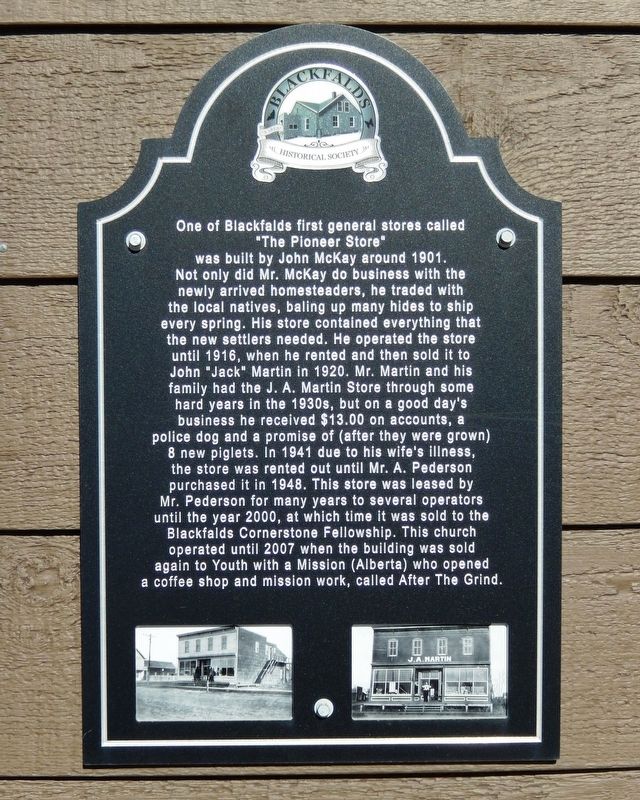 The Pioneer Store Marker image. Click for full size.