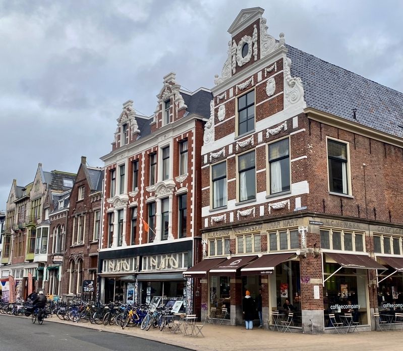 Oude Ebbingstraat 39 Marker- wide view image. Click for full size.
