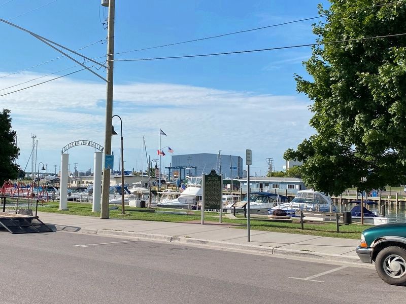 Port Huron to Mackinac Race / Yacht Clubs and World War II Marker image. Click for full size.