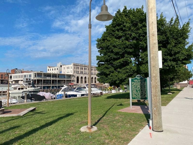 Port Huron to Mackinac Race / Yacht Clubs and World War II Marker image. Click for full size.