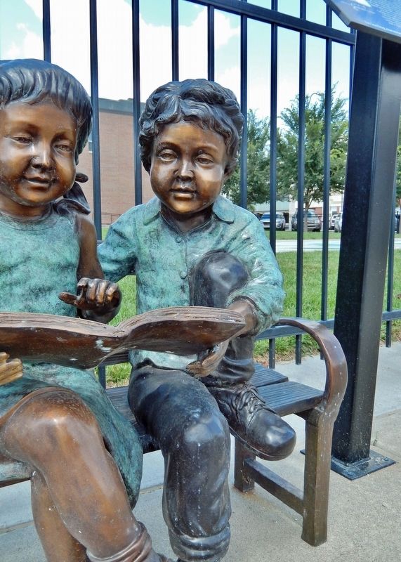George Jacobs Ducrow Sculpture. Click for full size. George Jacobs Ducrow Sculpture image. Click for full size.