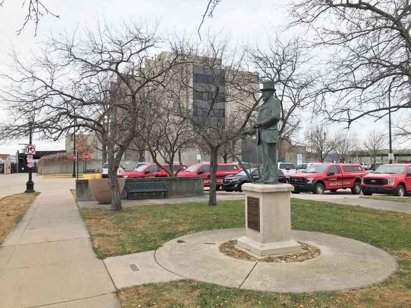 Gideon Cooley Hixon Statue & Marker, from the east. Click for full size. Gideon Cooley Hixon Statue & Marker, from the east image. Click for full size.