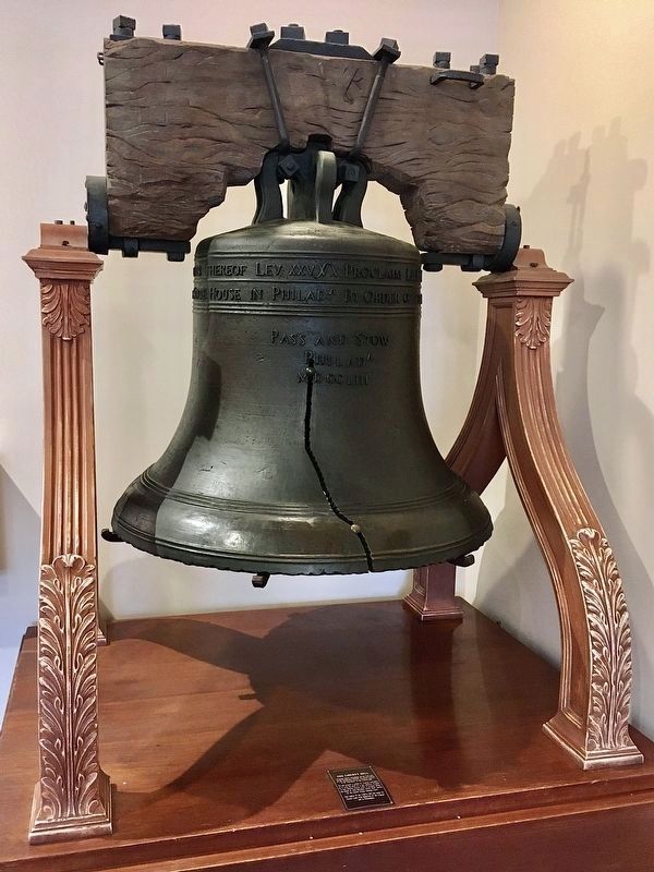 Liberty Bell replica image. Click for full size.