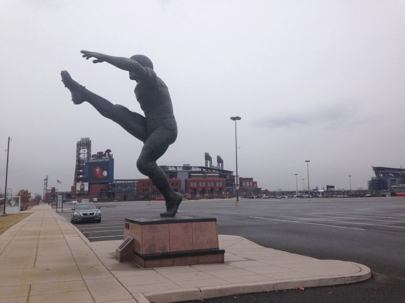 Veterans Stadium Sculpture - Punter (1974). Click for full size. Veterans Stadium Sculpture - Punter (1974) image. Click for full size.