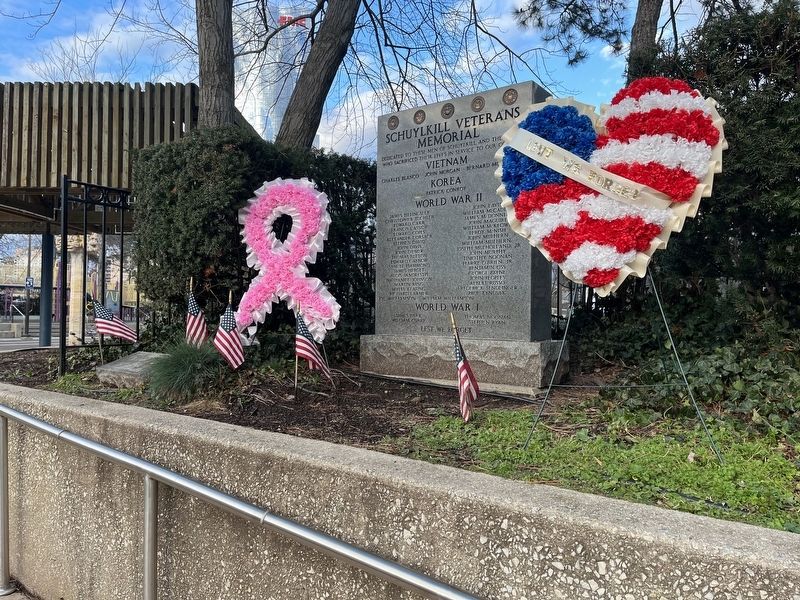 Schuylkill Veterans Memorial image. Click for full size.