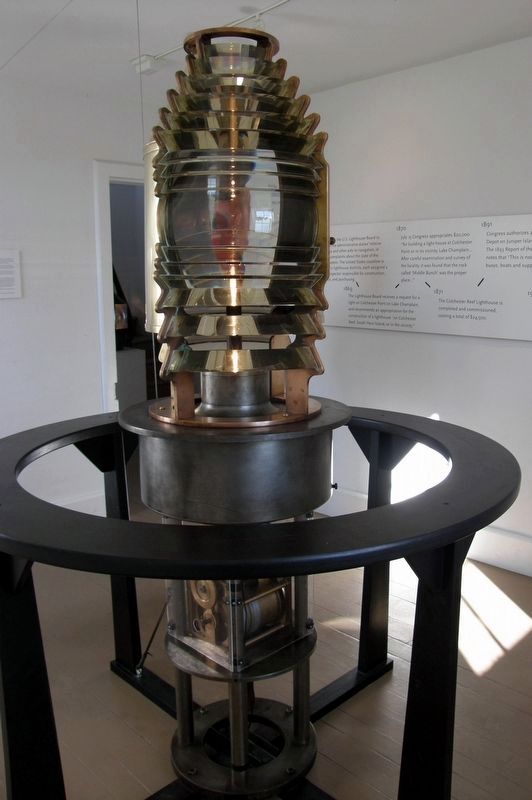 Colchester Reef Lighthouse lens image. Click for full size.