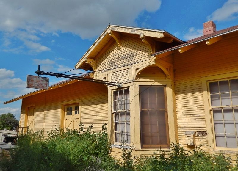 Johnson Branch Santa Fe Depot image. Click for full size.
