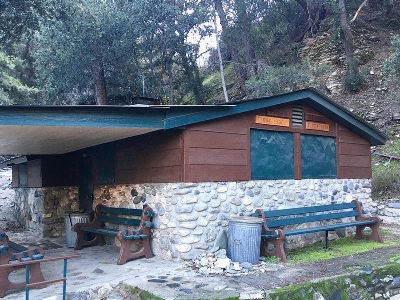 Historic Cabin image. Click for full size.