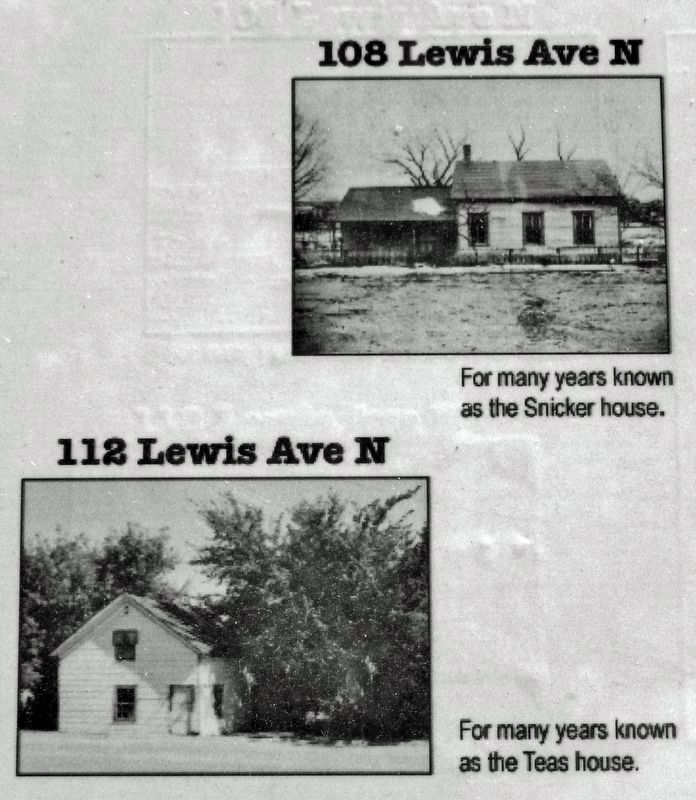 Marker detail: 108 & 112 Lewis Avenue North image. Click for full size.