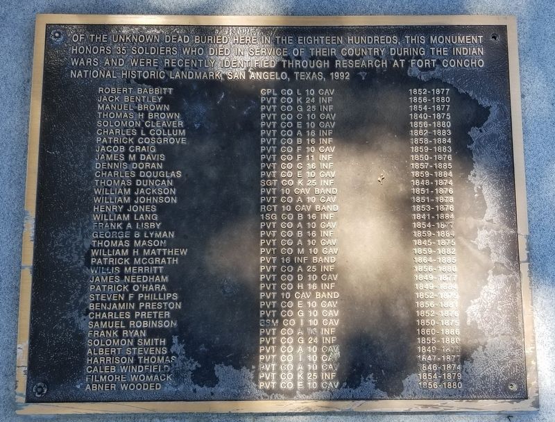 To The Unknown Dead Marker image. Click for full size.