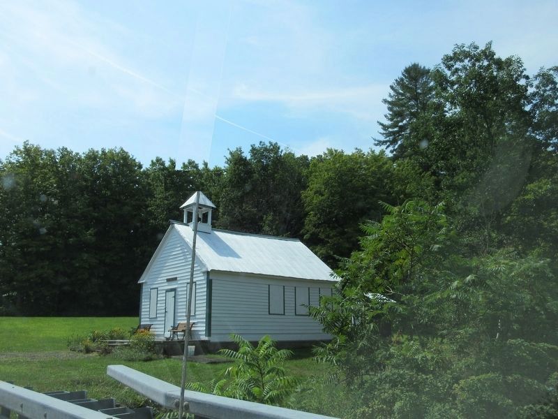 Potter Hollow Schoolhouse image. Click for full size.