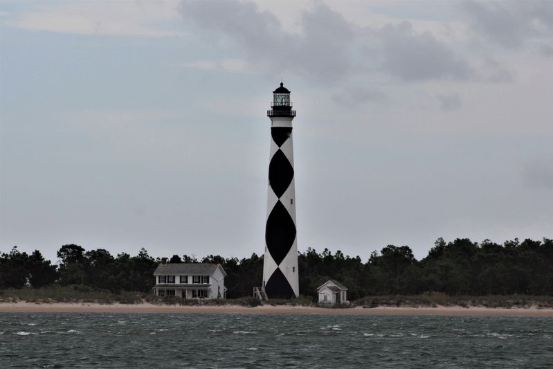Cape Lookout Lighthouse and Keeper's Quarters.. Click for full size. Cape Lookout Lighthouse and Keeper's Quarters. image. Click for full size.