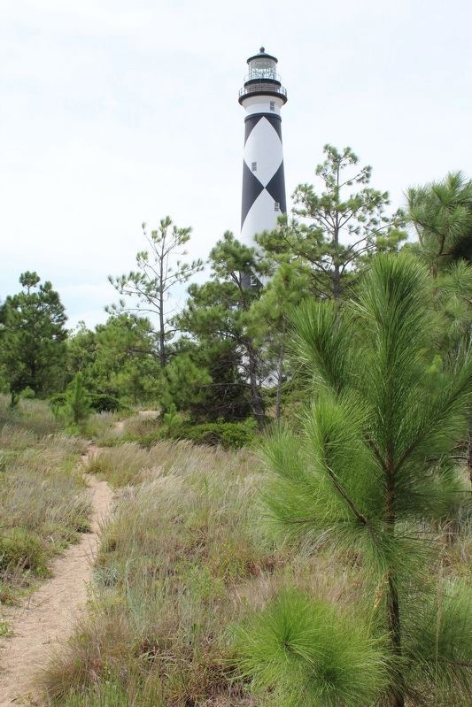 Cape Lookout Lighthouse. Click for full size. Cape Lookout Lighthouse image. Click for full size.