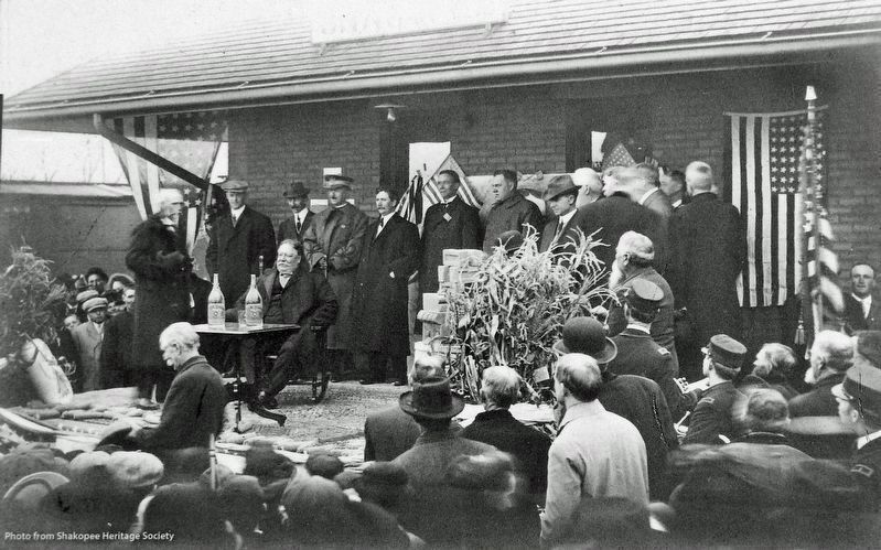 Marker detail: William Howard Taft<br>at Shakopee Railroad Depot image. Click for full size.
