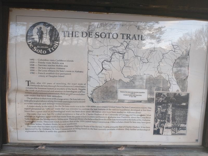 The De Soto Trail Marker image. Click for full size.