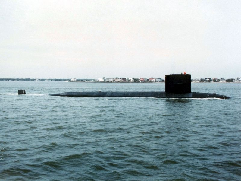 U.S.S. Grayling at sea image. Click for full size.