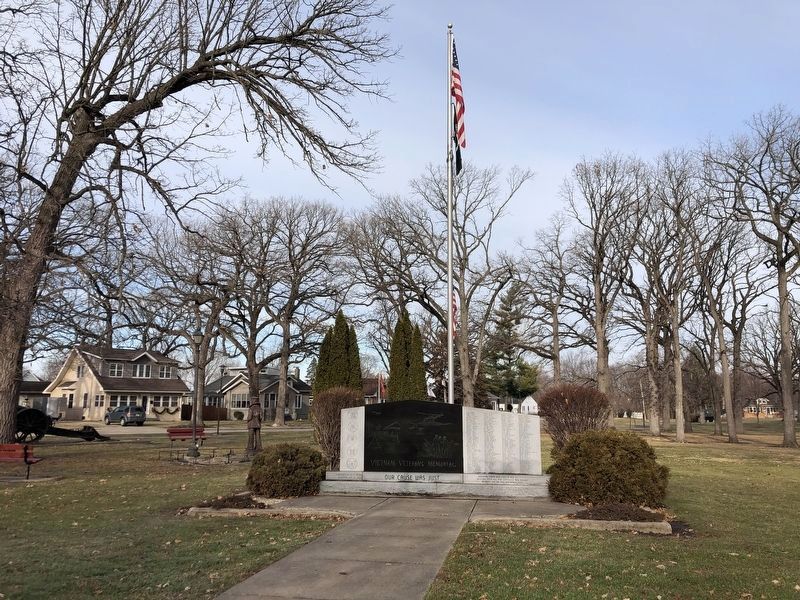 Oglesby/Piety Hill/Jonesville Vietnam Veterans Memorial image. Click for full size.