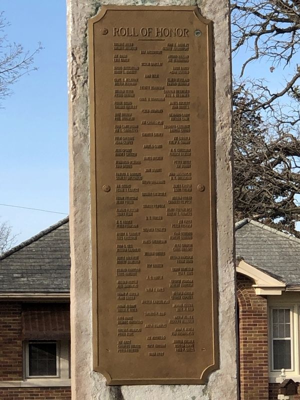 Oglesby World War I Memorial image. Click for full size.