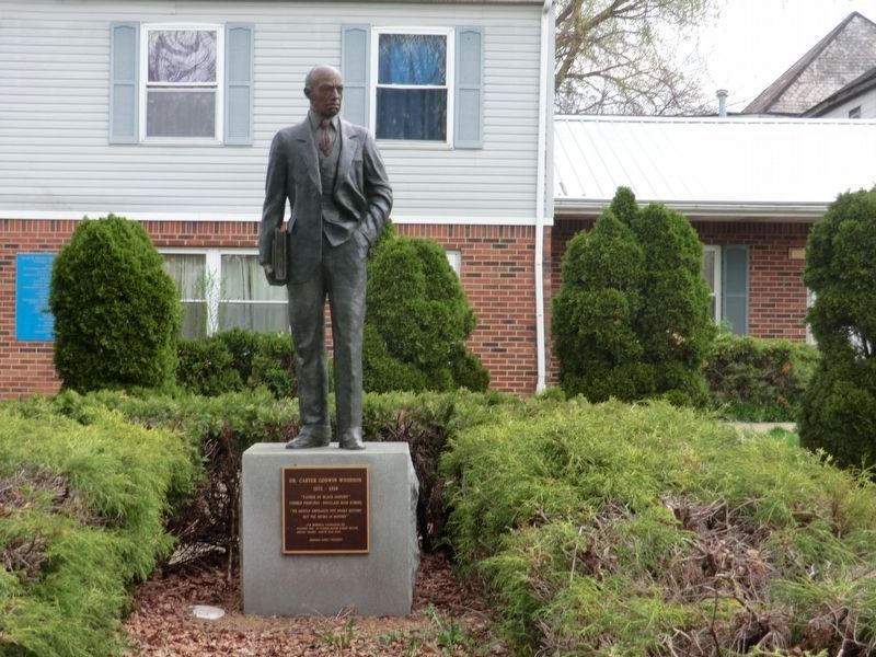 Dr. Carter Godwin Woodson Statue image. Click for full size.