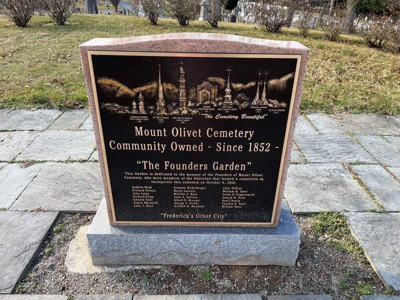 Mount Olivet Cemetery Marker. Click for full size. Mount Olivet Cemetery Marker image. Click for full size.
