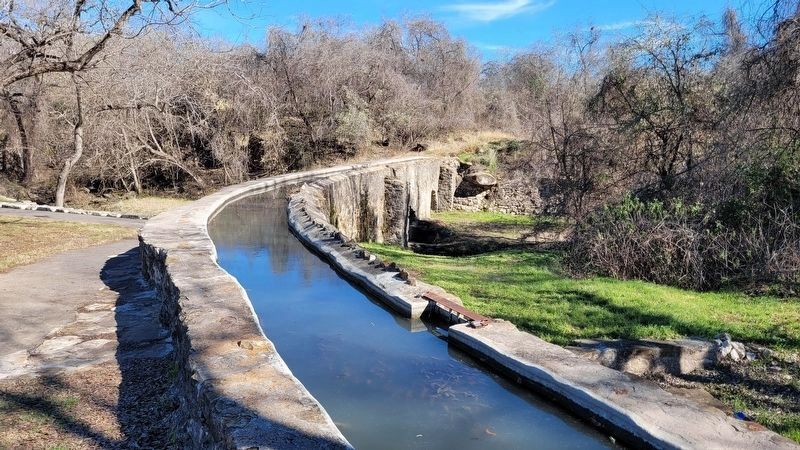 The Acequia running over the aqueduct. Click for full size. The Acequia running over the aqueduct image. Click for full size.