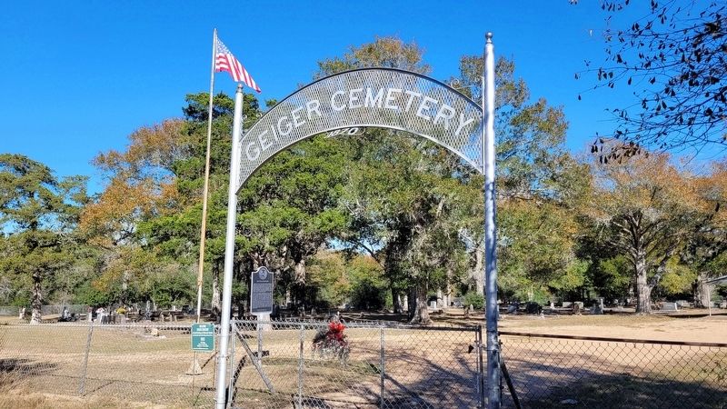 The entrance to the Geiger Cemetery with the Marker image. Click for full size.