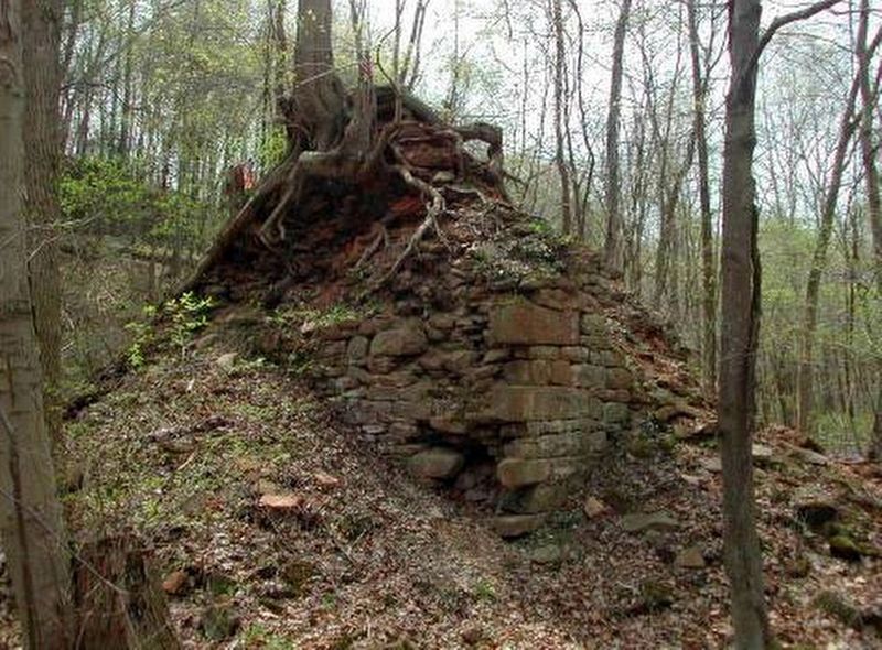 Alliance Furnace ruins image. Click for full size.