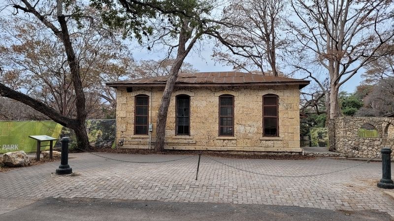 The Upper Pump House and Marker image. Click for full size.