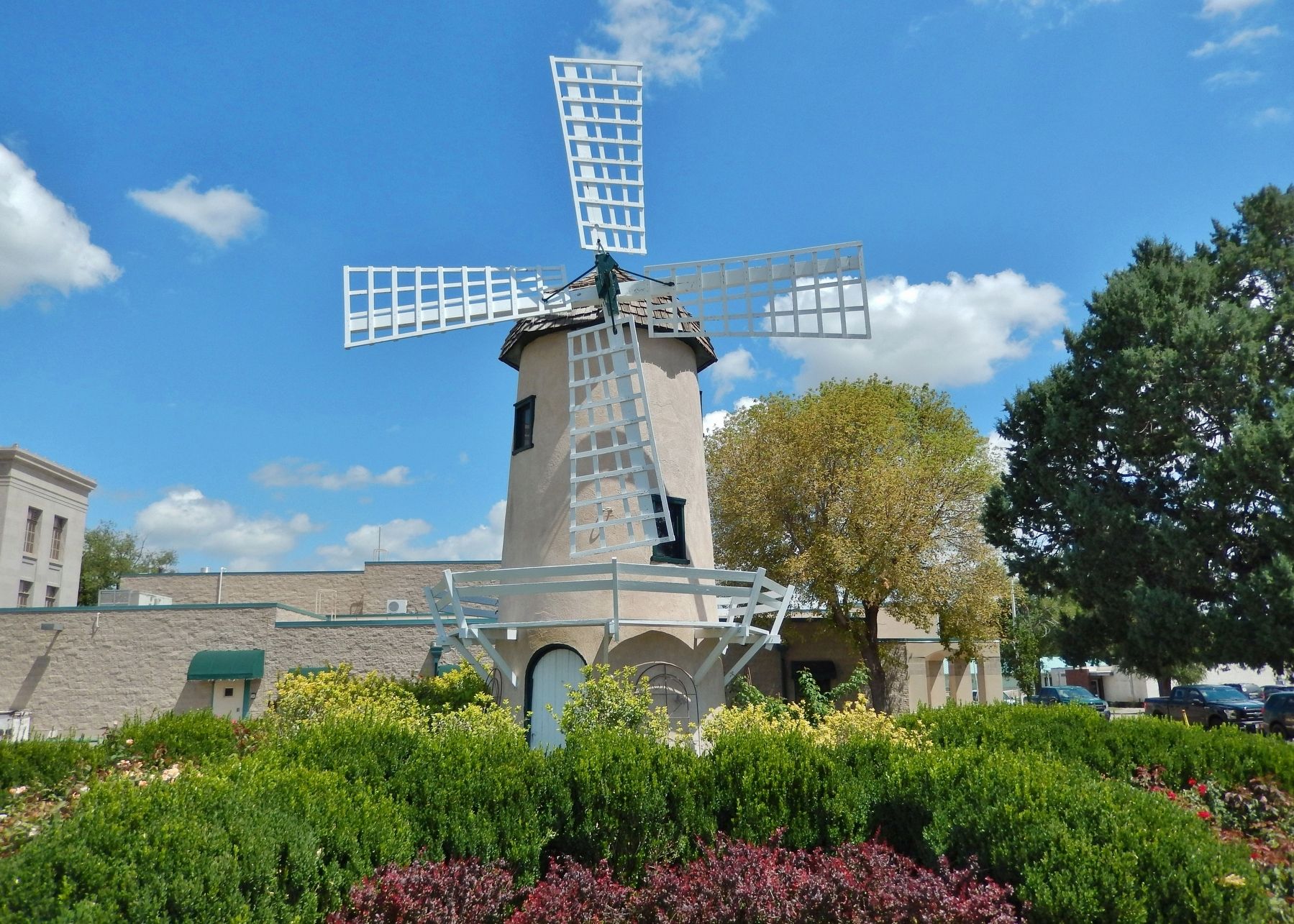Windmill and Garden image. Click for full size.