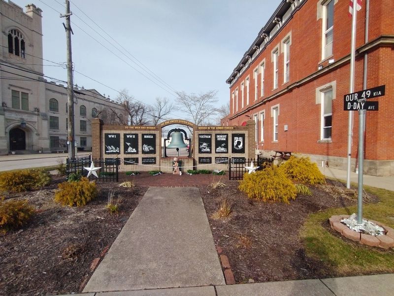 Veterans Memorial image. Click for full size.