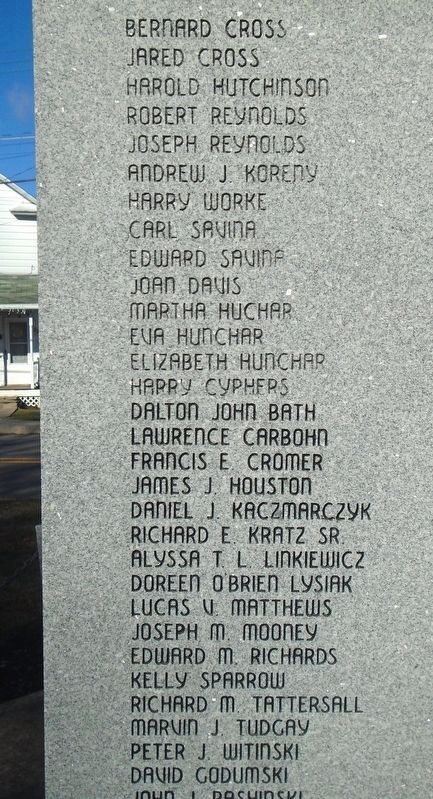 Veterans Memorial (rear) image. Click for full size.