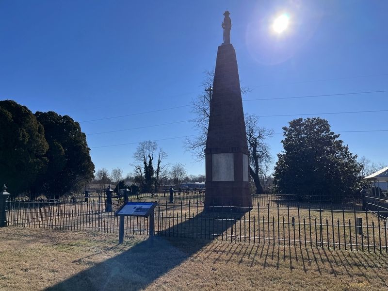 Manassas Confederate Cemetery marker in front of the Confederate Memorial image. Click for full size.
