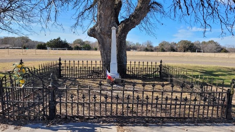 The Battle Creek Burial Ground and Monument image. Click for full size.