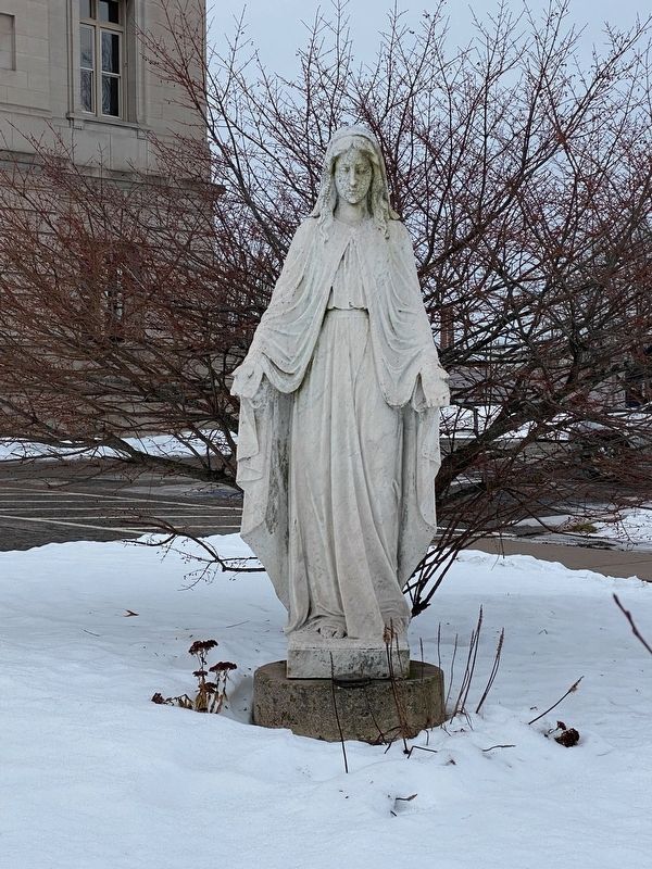 Statue of St. Mary image. Click for full size.