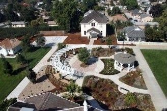 Meek Estate Park image. Click for more information.