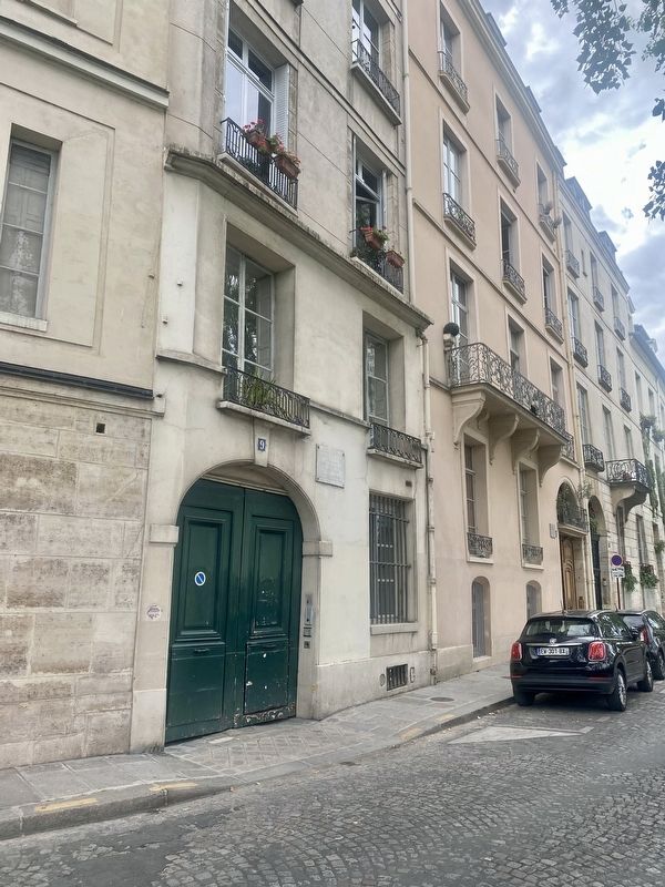 Honor� Daumier Marker - wide view image. Click for full size.