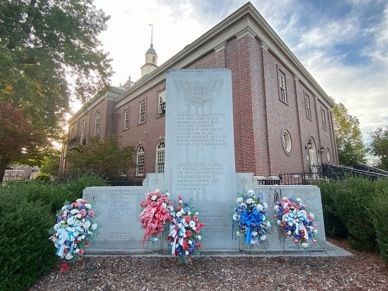 War Memorial for Lincoln County and City of Fayetteville image. Click for full size.