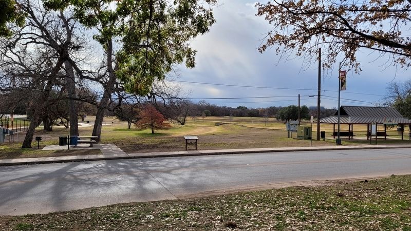 The view of the Upper Labor Acequia Marker from across the street image. Click for full size.