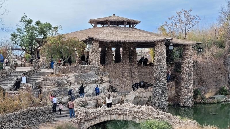 The view of the pavilion of the Japanese Tea Garden from the trail image. Click for full size.